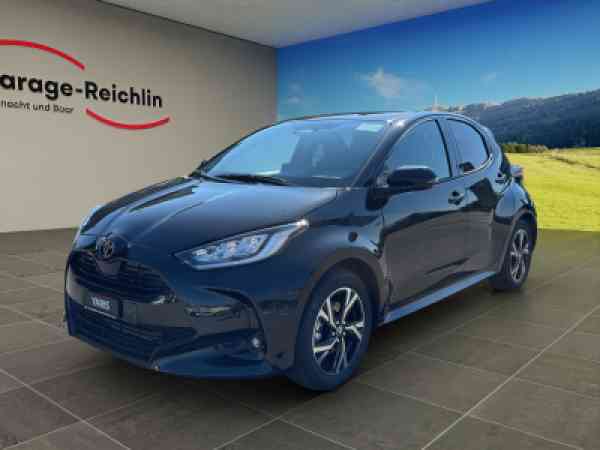 Toyota Yaris 1.5 VVT-i HSD Trend 116